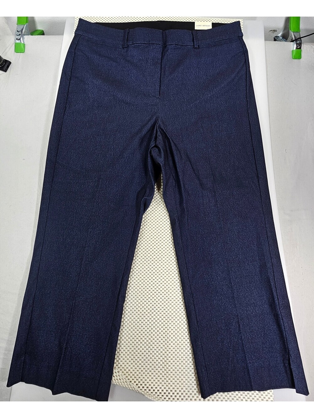 Lane Bryant The All Season Slim Capri Pants Women’s 18 Mid Rise Blue NWT